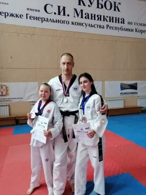 Тхэквондо для детей и взрослых