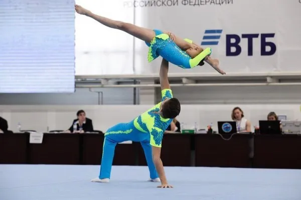 Спортивная акробатика