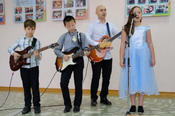 ВИА «Вдохновение». Обучение игре на гитаре и вокалу