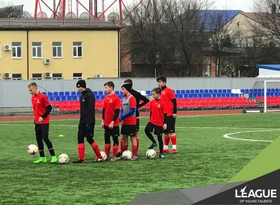 Футбол (на ул. Железнодорожной)