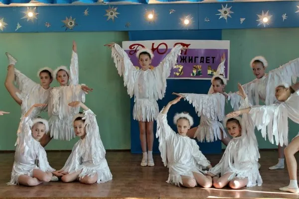 Танцевальный коллектив «Сюрприз»