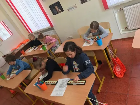 Ментальная арифметика в школе UNIQUM KIDS в пространстве "преЛАБ", фото 2