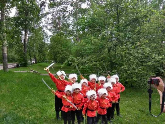 Образцовый хореографический ансамбль "Школьные годы", фото 5