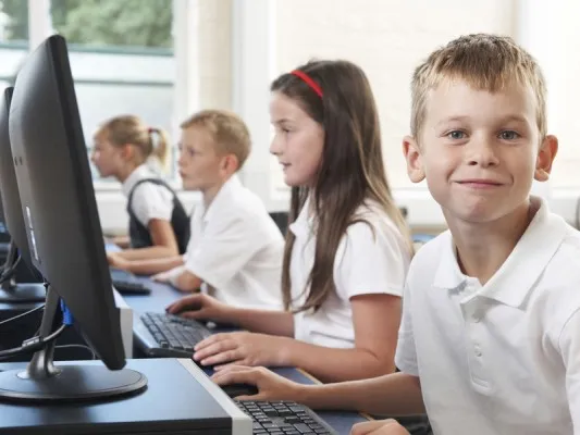 Креа­тивное програм­мирование для детей Scratch