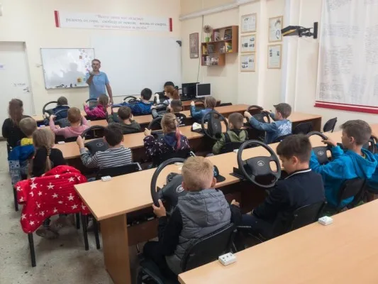 Экскурсия в Детскую автошколу с вождением на автодроме, фото 1