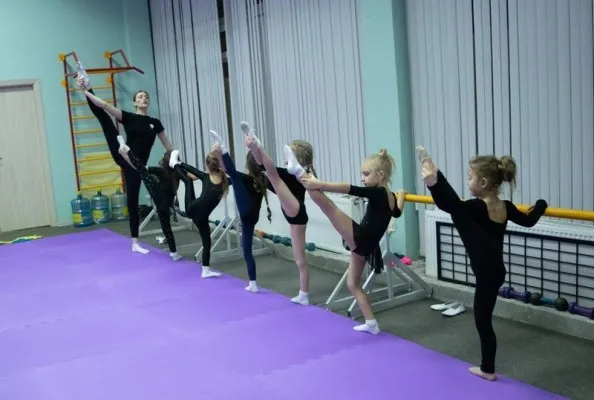 школа художественной гимнастики GymBalance