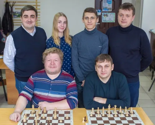 Шахматы